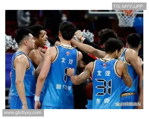 CBA激战辽宁男篮对决新疆队精彩回顾与赛后分析